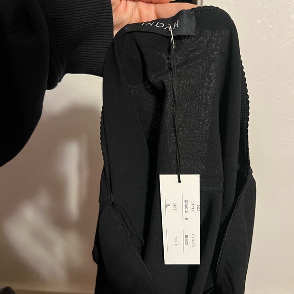 Indah Set - Picture 7 of 11